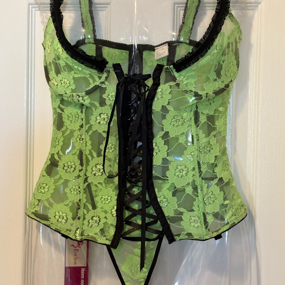 Vibrant Green Lace Corset Set